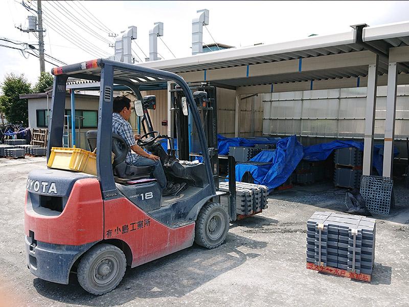 ２tフォークリフト